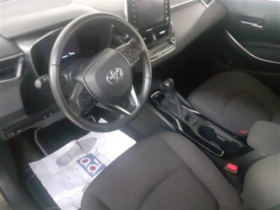 Toyota Corolla Sedan Feel! 125H Automático (e-CVT)