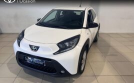 TOYOTA AYGO X-CROSS 70 PLAY