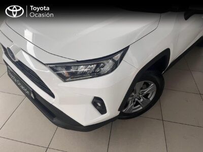 Toyota RAV4 220H Business