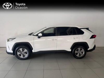 Toyota RAV4 220H Business