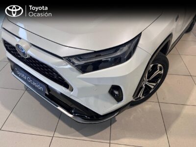 Toyota RAV4 PLUG-IN STYLE AWD