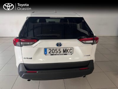 Toyota RAV4 220H Business