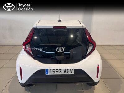 TOYOTA AYGO X-CROSS 70 PLAY