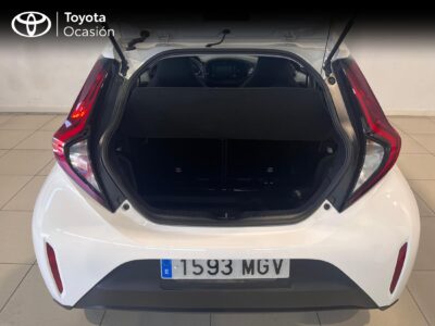 TOYOTA AYGO X-CROSS 70 PLAY