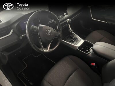 Toyota RAV4 220H Business